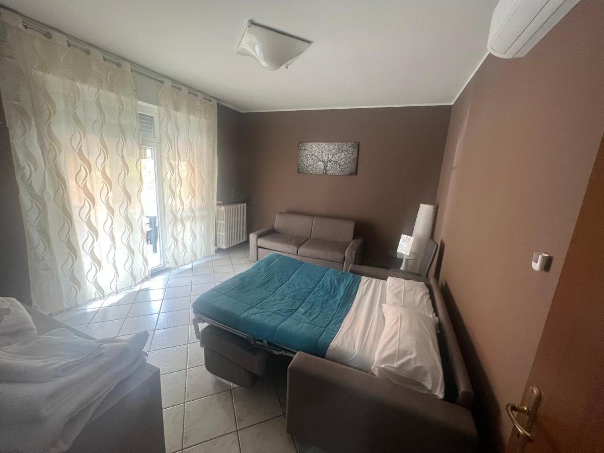 Orio Relax 24H Airport 1 - 3 Minute From Arrival By Bus Apartamento Bérgamo Exterior foto