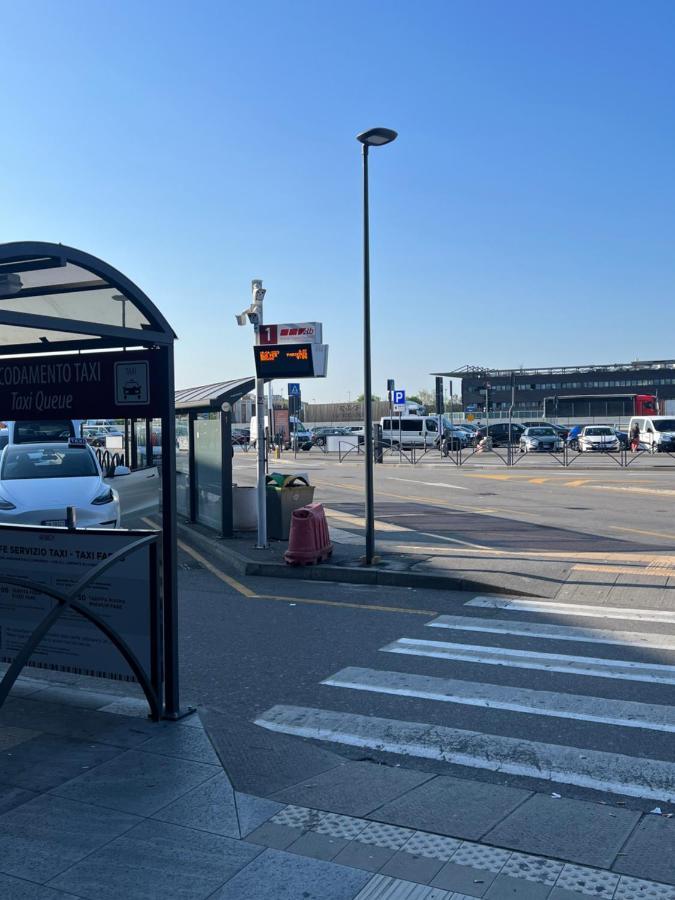 Orio Relax 24H Airport 1 - 3 Minute From Arrival By Bus Apartamento Bérgamo Exterior foto